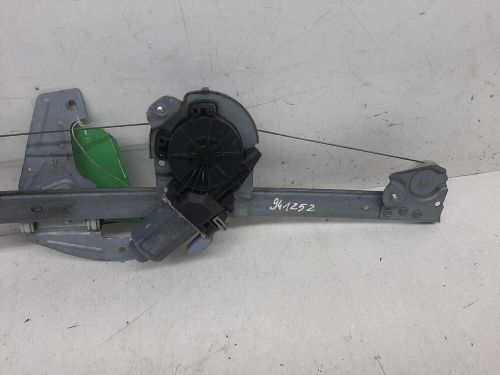 2007 toyota aygo mk1 o/s drivers right front door window motor regulator