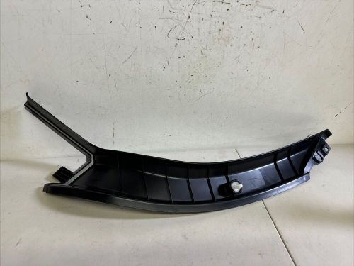 Tesla model s 2012-2016 trunk trim liftgate side trim - left - 1009065-00-a