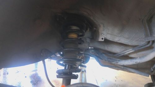 Strut assembly nissan sentra left 00 01 02 03 04 05 06