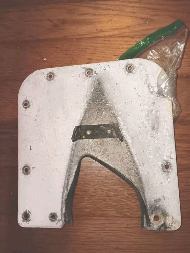 Piper cherokee pa-28 140 left main landing gear fairing cover &amp;  mount bracket