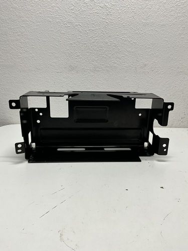 2023 audi q8 ✦ battery tray box housing holder bracket cover 4m0915399k oem a4