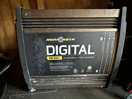 Minn kota mk-210d digital linear onboard 2 bank battery charger