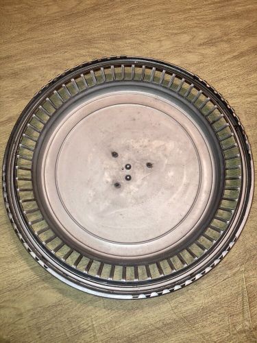 One factory 1974 to 1978 cadillac eldorado hubcap wheel cover