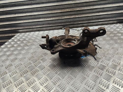 Toyota estima mk2 wheel hub knuckle front left passenger side 2000 - 2005