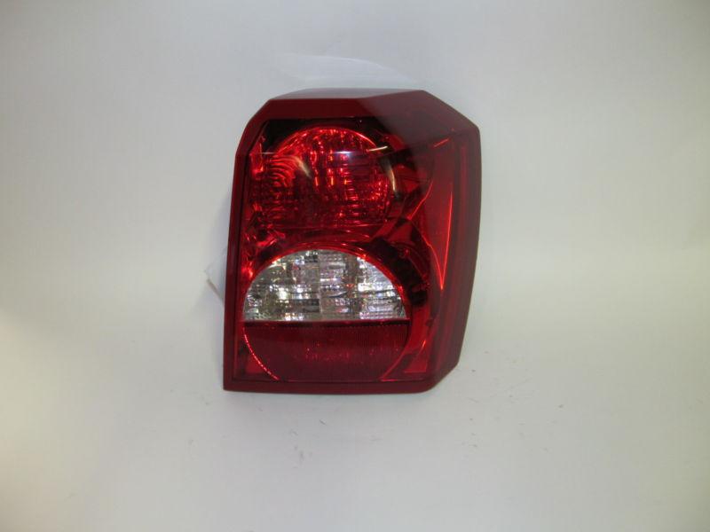 06 07 08 09 2010 2011 2012 dodge caliber oem right tail light