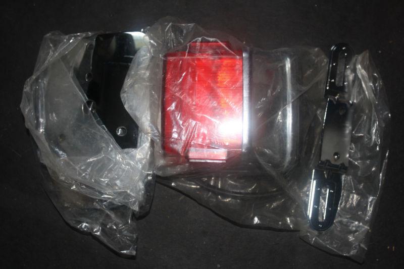 Nos yamaha tour deluxe tail light assembly 15r-w0768-00-00