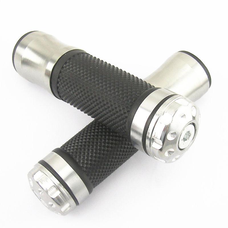 2 x silve aluminum rubber hand grips for most motorcycle chopper 7/8" handlebar