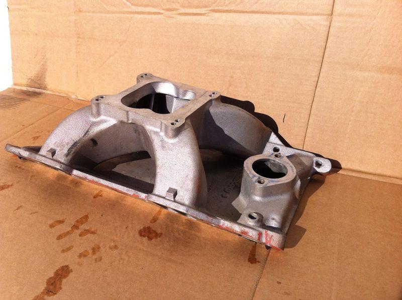 Mopar sm. block m1 intake w/standerd intake ports