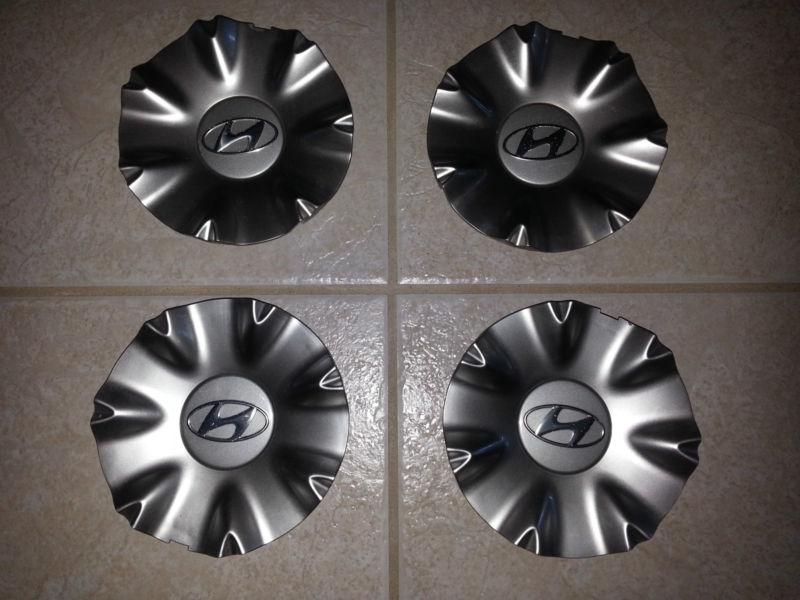 Hyundai genesis sedan center wheel caps 18" wheels oem - set of 4