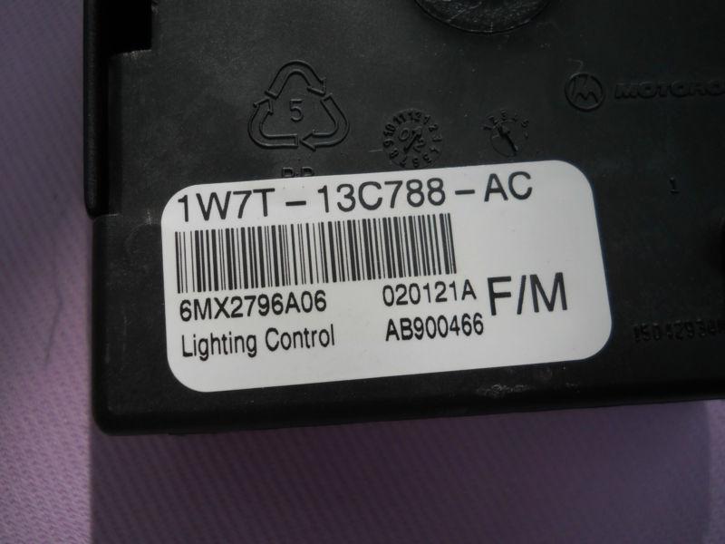 01 02 crown victoria grand marquis lighting control module lcm 1w7t-13c788-ac 