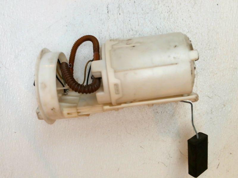 2000 volkswagen golf fuel pump 2606687