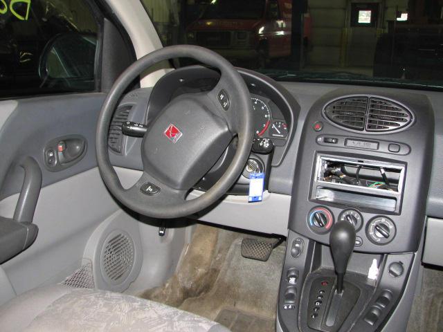 2003 saturn vue floor center console gray 1179533