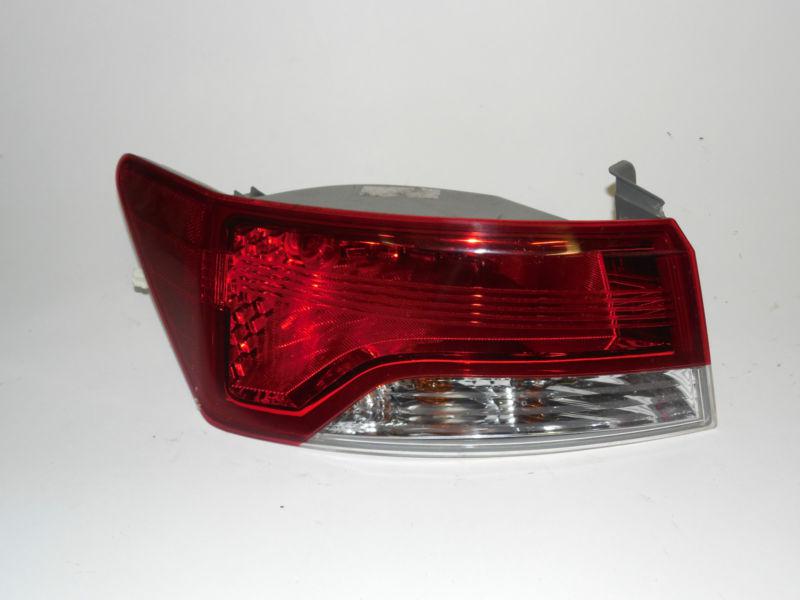 2010 2011 2012 kia forte coupe oem left tail light nice!