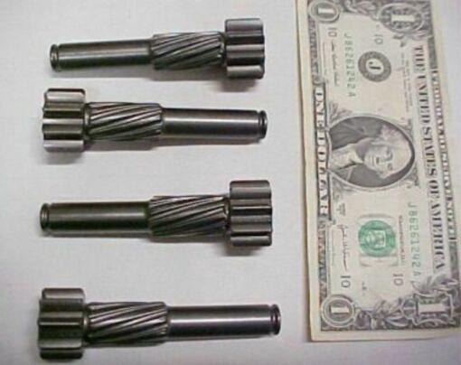 Lot of 4 unknown geared shafts, starter transmission salvage freight surplus new