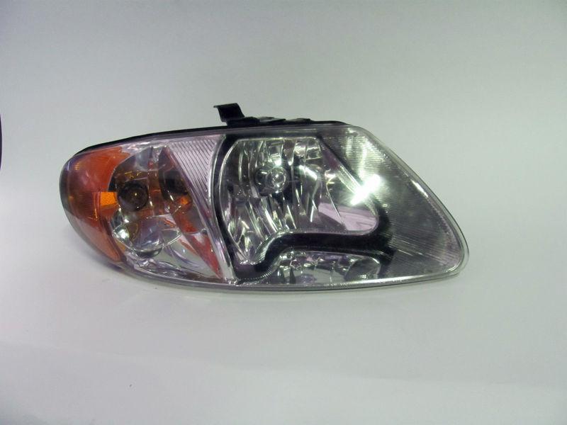 01 02 03 04 05 06 07 dodge caravan town and country right headlight nice!