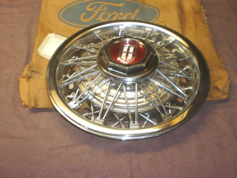 Ford 79,80 fullsize wire wheel cover orig ford nos