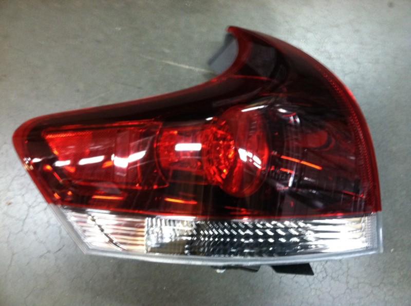 Driver's side outer taillight brake light for 2013 toyota venza hail damage!