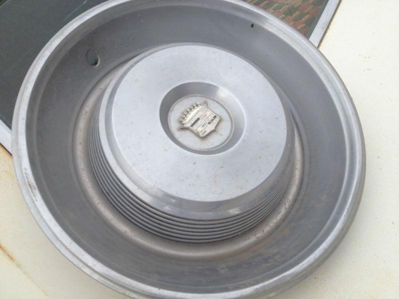 1965 cadillac wheel cover oem 65 original hubcap coupe deville 