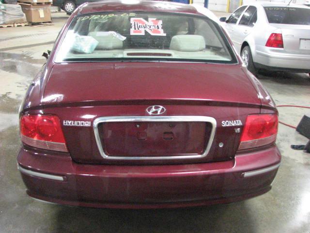 2005 fits hyundai sonata outer tail light lamp left