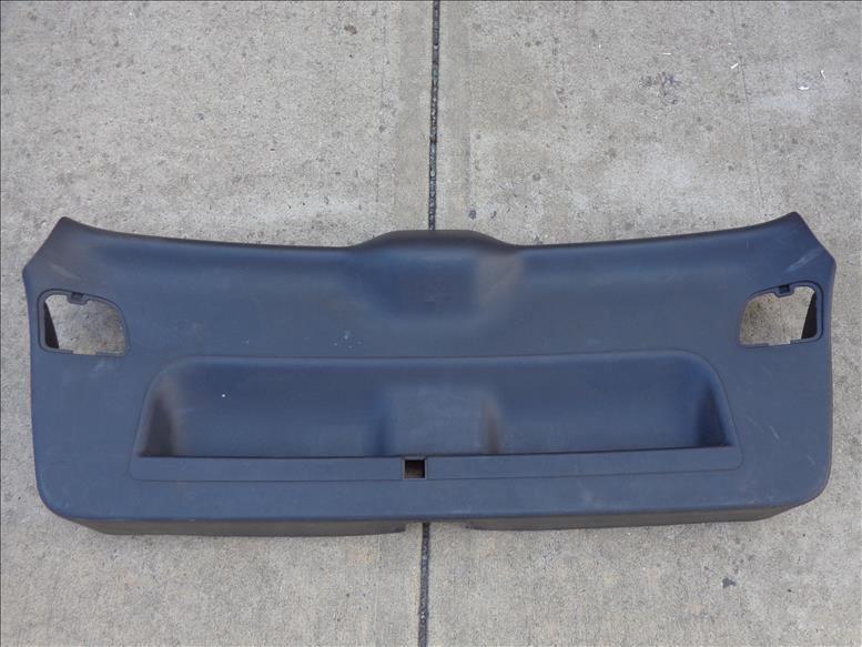 Inner trunk lid trim 8p4867979b audi a3 05-09 4 door