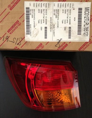 Lexus is350 left tail light lh 81561-53171 oem 2010