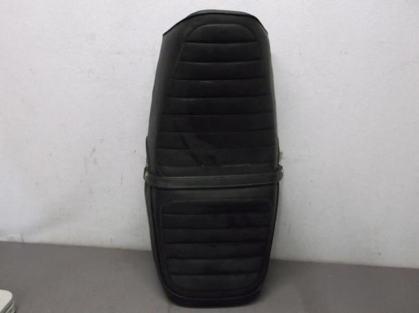 Stock seat for the 1981 yamaha xj550 seca