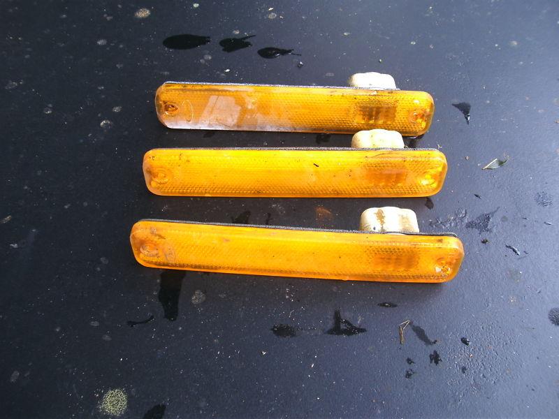 1973-4-75-76-77-78-79 ford truck 3 yellow side marker lights