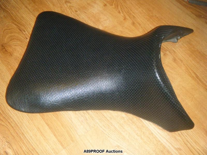 Buell xb 1125 r/cr xb12r xb9r firebolt - oem front seat perforated