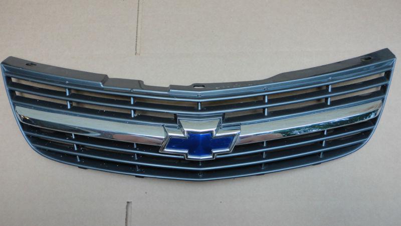 2000-2005 chevy impala front grille grill 01 02 03 04 chrome oem