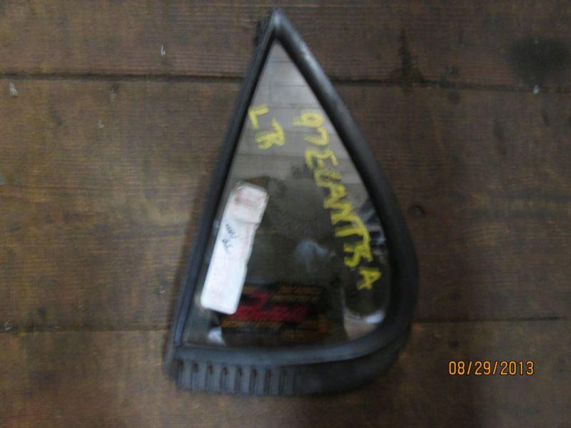 96 97 98 99 00 hyundai elantra left rear vent glass window