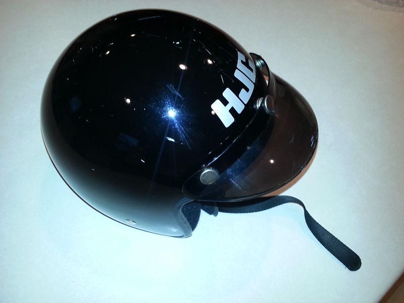 Black hjc motorcycle helmet cs-2m size s m w/ visor  dot