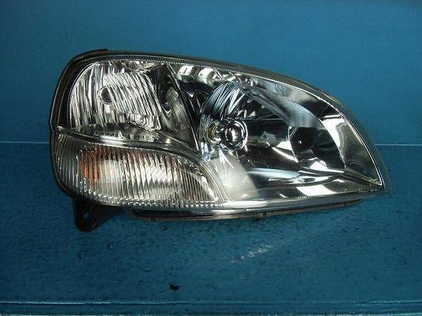 Suzuki swift 2004 right head light assembled [8510800]