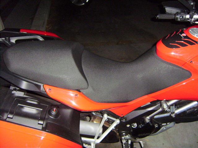 Ducati multistrada 2012 & newer seats euc 2 seats for 1