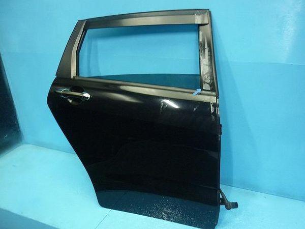 Honda stream 2006 rear right door assembly [5813300]