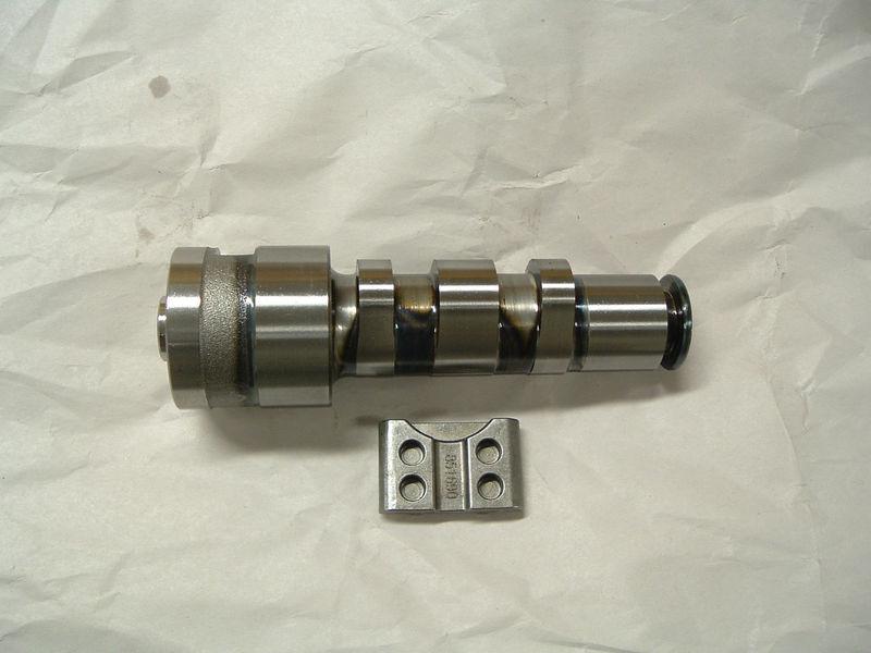 Bombardier / can-am (05 traxter 650 0 miles) camshaft **** part out****