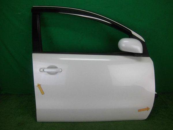 Nissan note 2005 front right door assembly [0213100]