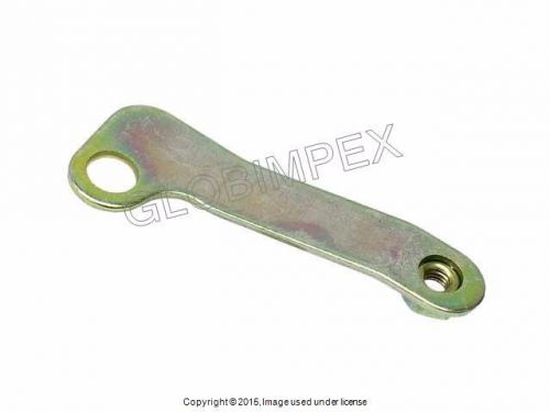 Porsche 911 &#039;83-&#039;92 left support bracket for chain tensioner oil pipe o.e.m.