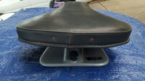 Vespa 50 90 100 1960&#039;s original small frame saddle seat