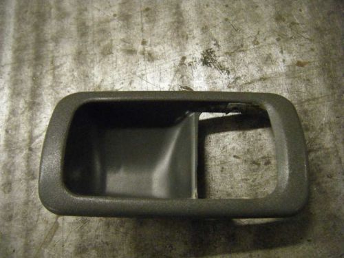 Camry 1995 door handle trim bezel rr gray toyota `1