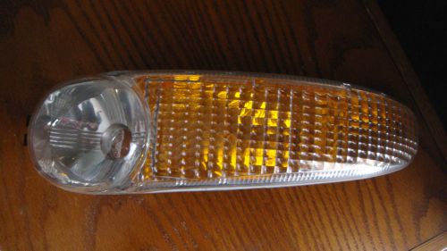 2002 denali  drivers side park lamp turn signal lamp 01 03 04 05 06