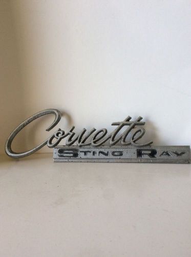 1963-1965 corvette stingray rear/trunk emblem 3797414 original