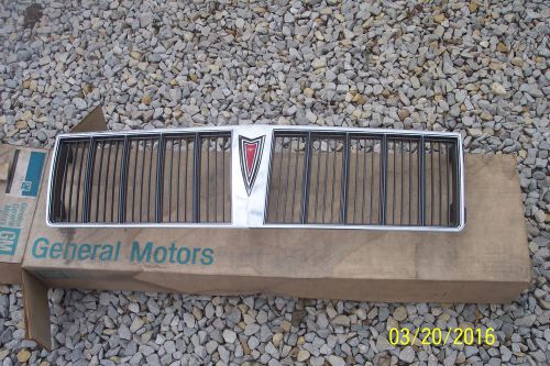 Original pontiac front grill grille assembly gm 10018453 pontiac