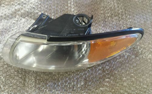 97 98 99 00 01 02 03 pontiac grand prix lh driver corner marker light 16522197