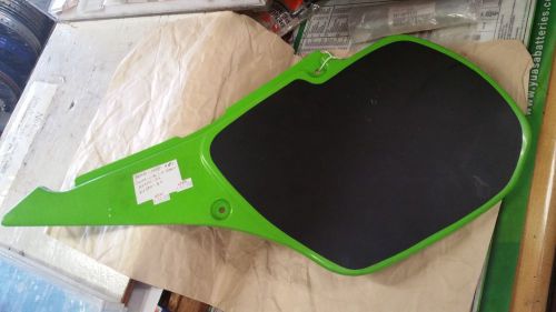 Kawasaki oem # 36001-1317-ae1 kx 250 -d2 kx 500- b2 cide cover l.h green