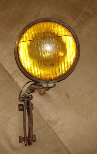 Vintage 1947 buick amber  fog light - with hardware - do-ray lamp co. w/ a story