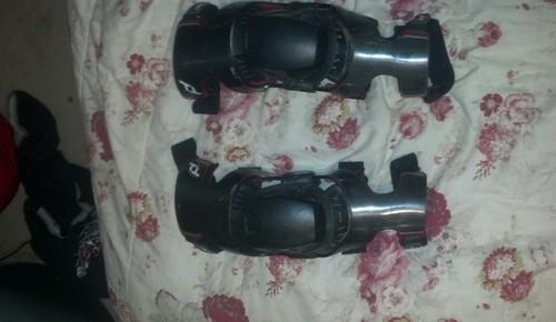 Pod mx k700 knee braces size medium