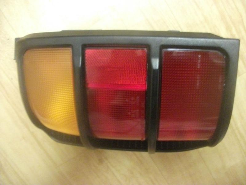 1998 1999 mitsubishi montero full size driver side tail light - left tail lamp