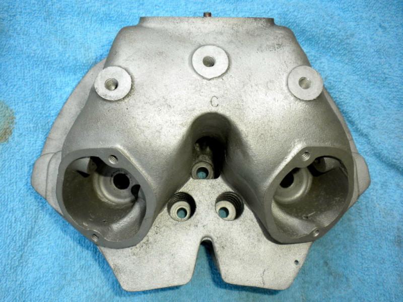 Norton 750 combat cylinder head may be nos ?? in new condition huge intake ports