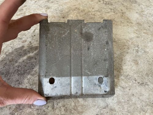 1958 cessna 182 a ash tray receiver mount bracket