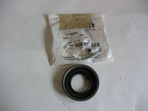 New nos mopar wheel seal 2001 - 2006 jeep wrangler 0485336